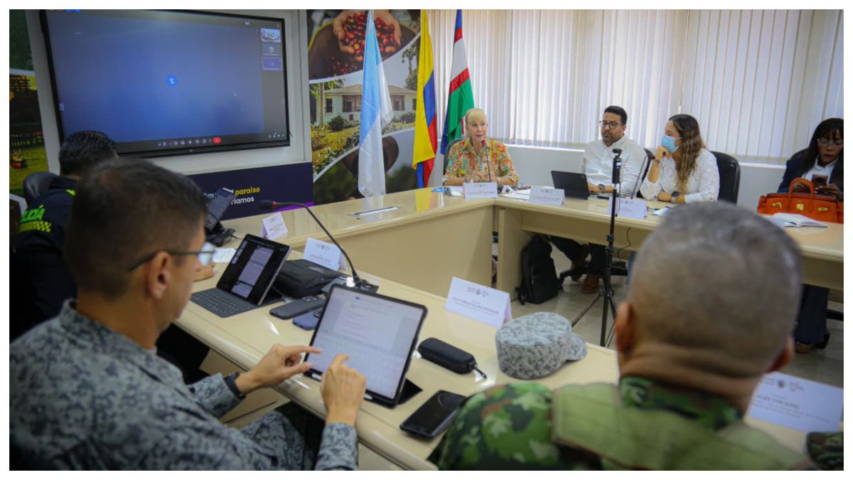 BLU Pacífico tweet media