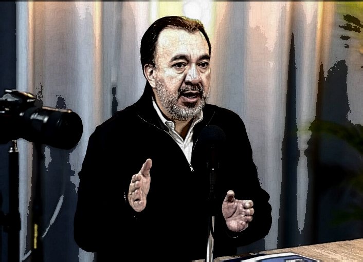 OrdazElmo's tweet image. Les presento al #Mamarracho del 20% de cojvd0s.

-El peor alcalde que ha sufrido #Quito en toda su historia...!