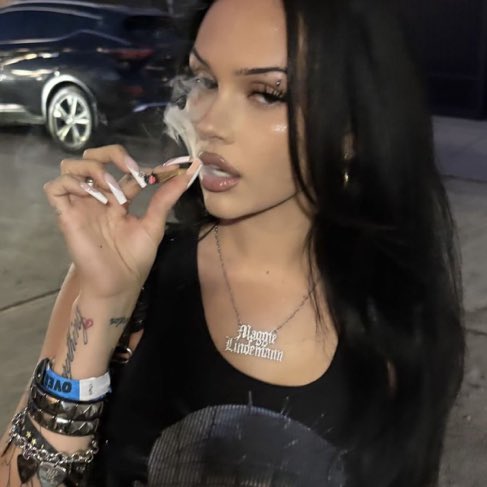 blair MET maggie tweet media