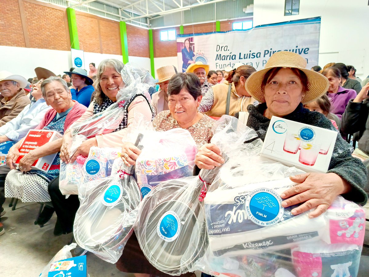 FIMLM's tweet photo. #FimlmMéxico 🇲🇽 | 200 familias de Tepeji del Río recibieron baterías de cocina, artículos para el hogar y kits de higiene.

Gracias a las empresas Jafra y Kimberly-Clark por sumarse a esta labor y hacerlo posible.

Conoce más: https://t.co/X8PsPBwT1p

#AyudarEsNuestroTrabajo https://t.co/xMRFWy9Lj8