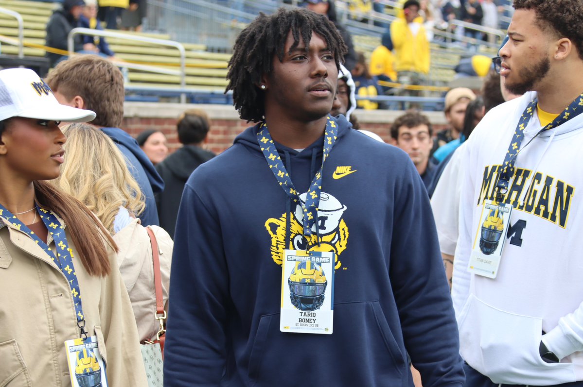 BriceMarich's tweet image. Only DL McHale Blade enrolled early from the elite DL class last cycle, but the rest were on hand for #Michigan's spring game this weekend:

- @CarterMeadows_ 
- @TariqBoney 
- @TitanDavis97 
- @AlisterVallejo