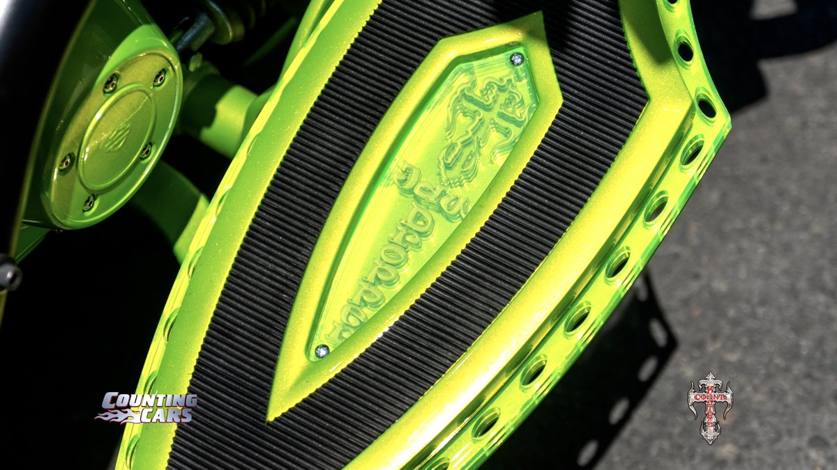 Count's Kustoms tweet media