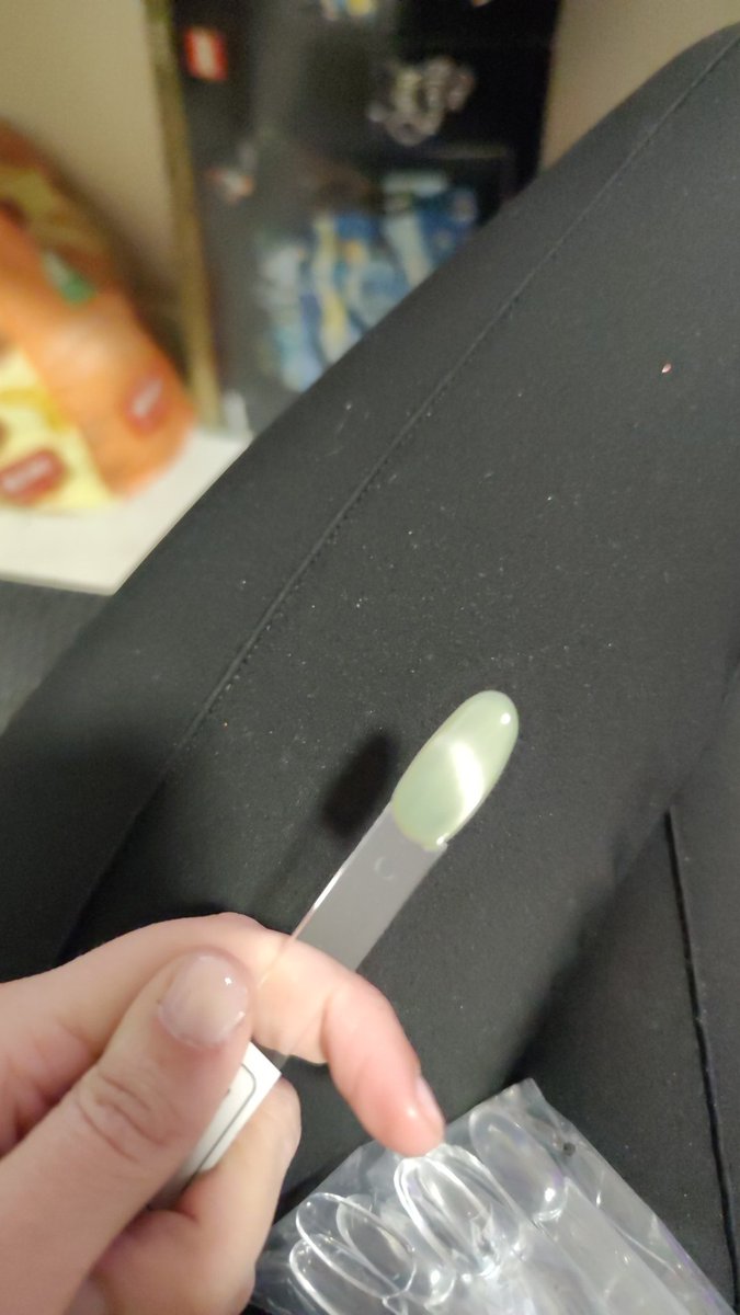 lúthien 🔻 tweet media