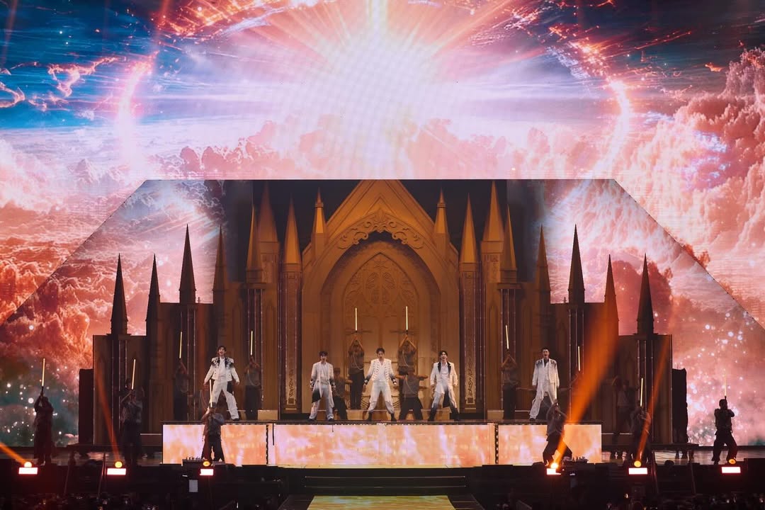 EXOLUnionIT's tweet image. 20/04/2026 #SUHO Instagram Update con #CHANYEOL, #DO(D.O.), #KAI e #SEHUN

🔗 instagram.com/p/DXWh_Suk35P/…

🎵 EXO-K - 너의 세상으로 Angel

⬇️ 

#EXO #엑소 #weareoneEXO @weareoneEXO