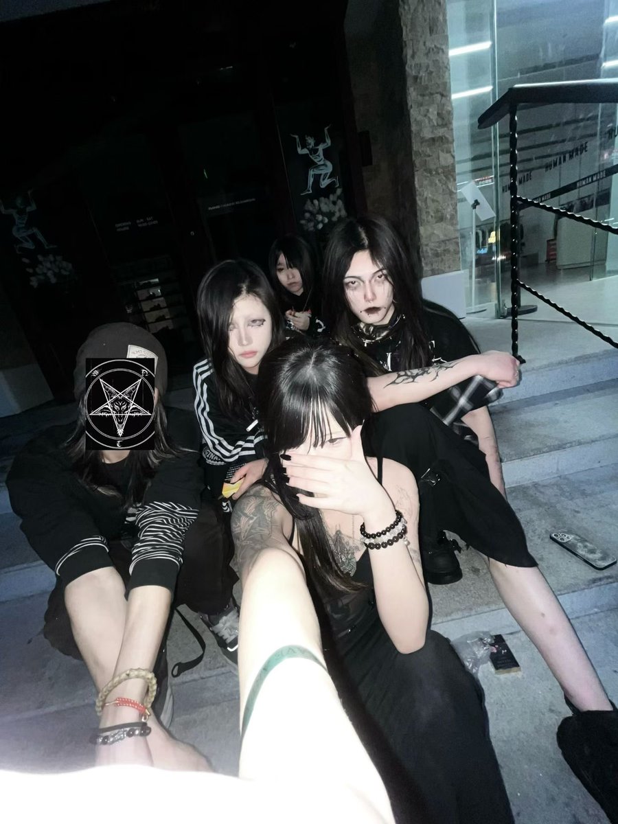 ''lingsuボ tweet media