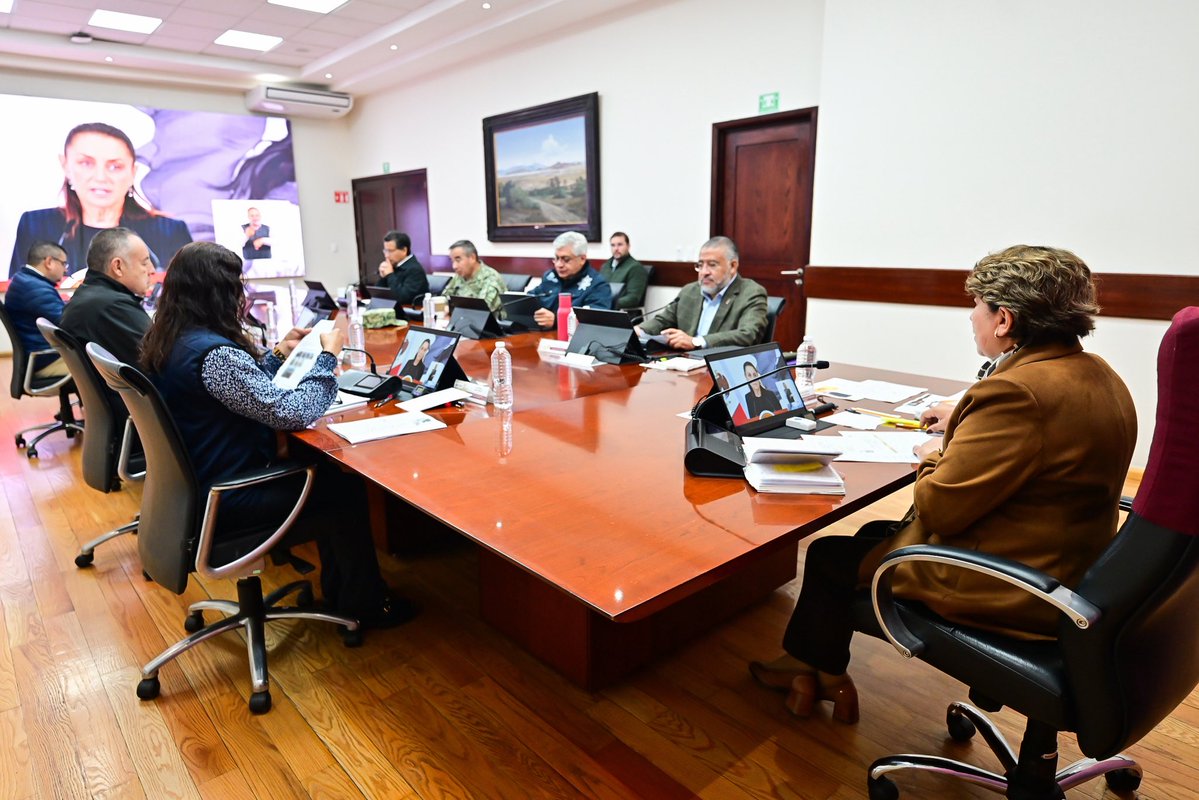 delfinagomeza's tweet image. En el #EdoMex contamos con una disminución de 40 % en la incidencia en delitos de alto impacto, un logro histórico en la entidad. 

Como todos los días, en la Mesa de Paz revisamos las cifras que publica el Secretariado Ejecutivo del Sistema Nacional de Seguridad Pública, donde