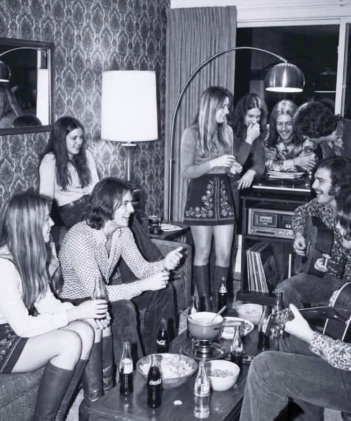 Lily Rosewood tweet media