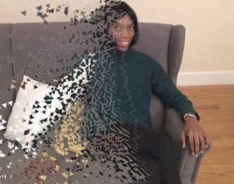 𝚎𝚟𝚒. tweet media