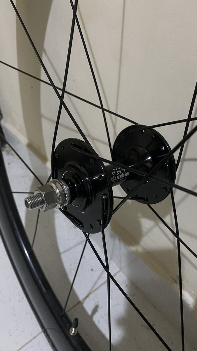 kucingbasa48283's tweet image. Rims ztto 6cm 32/32
Hub ardently 32/32
Custome spoke 16/24 stainles
Ban continental grandsport 700x25
Ban dalam delitire 700 25-28 8cm
Ga nego dapet cogset ardently
Lok jogja
Rekber bisa
#fnfjb #fixedgear