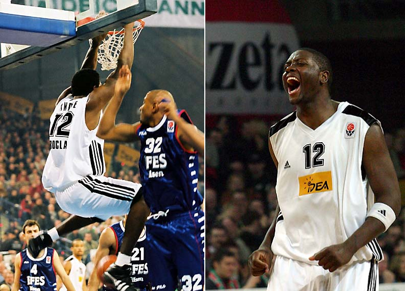 SLASKpolskikosz's tweet image. 4⃣5⃣ lat kończy dziś Ryan Randle❗️

Wicemistrz #PLKpl ’04 i zdobywca 2 Pucharów Polski w Śląsku Wrocław, z którym awansował też do Top 16 Pucharu ULEB 04/05 🥈🏆🏆

Lider PLK 03/04 w skuteczności rzutów z gry (64,7%) 🎯

Mistrz #NCAA 2002 🥇

Zdrowia, spełnienia wszelkich marzeń