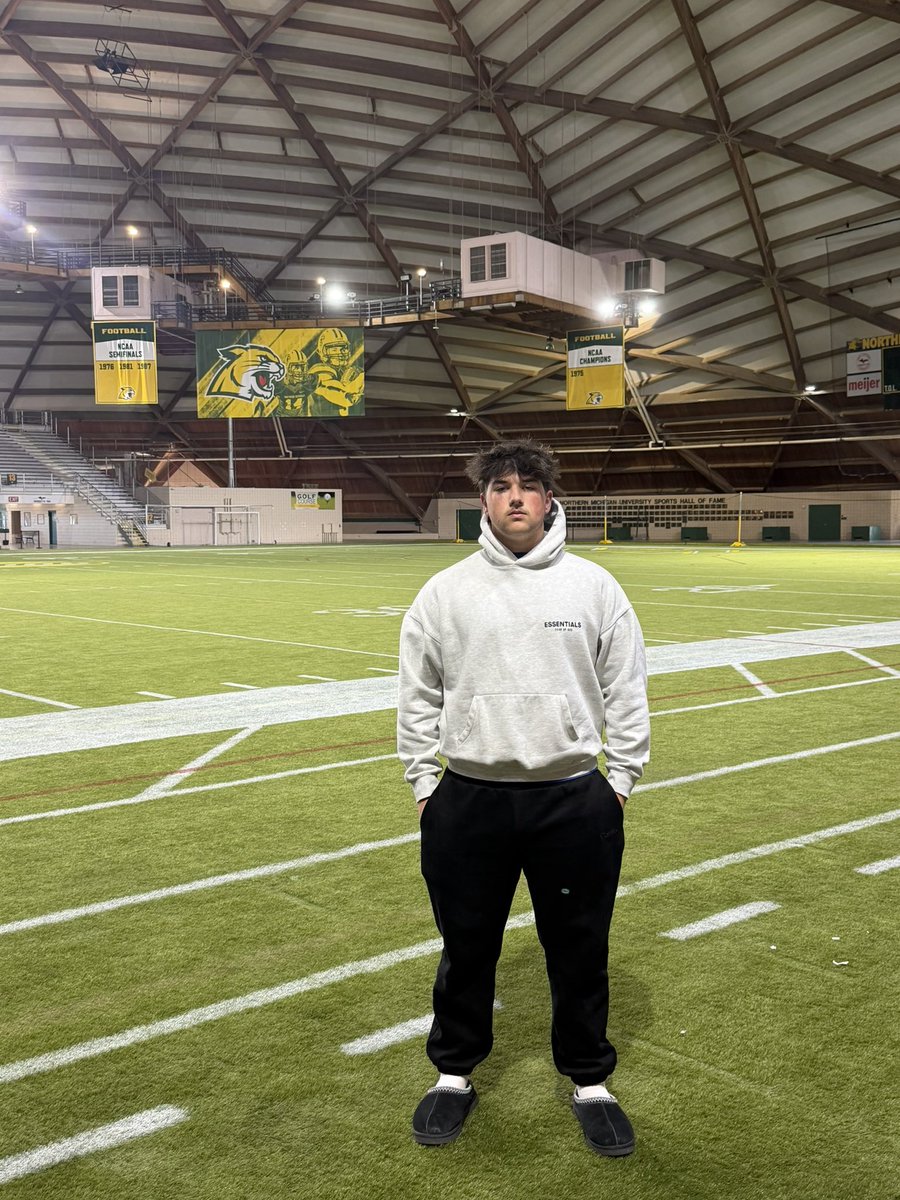 marcusaidem's tweet photo. Had a great time today at NMU junior day. I had a good time building relationships with @CoachKrezek and @NMUCoachBright! https://t.co/LmgewUn7GS