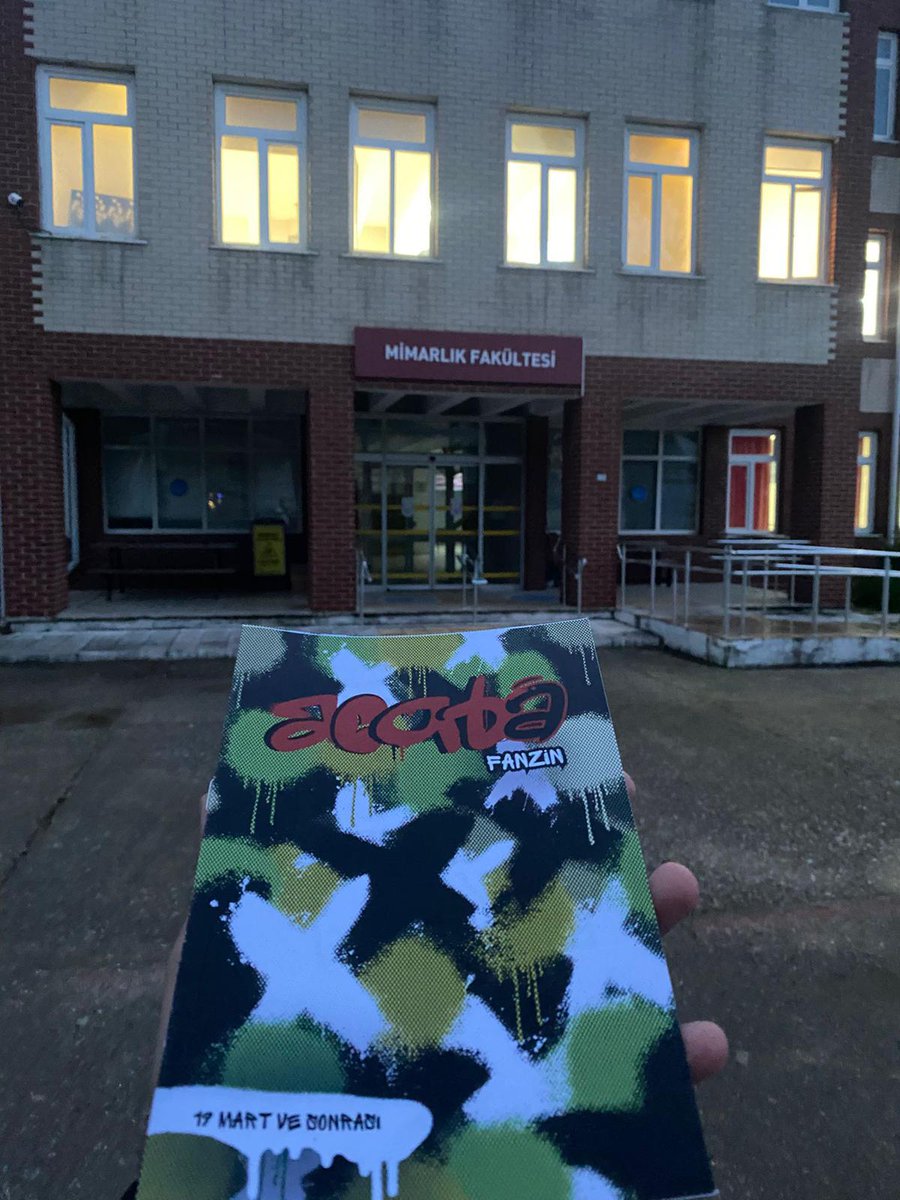 acabaFanzin tweet media