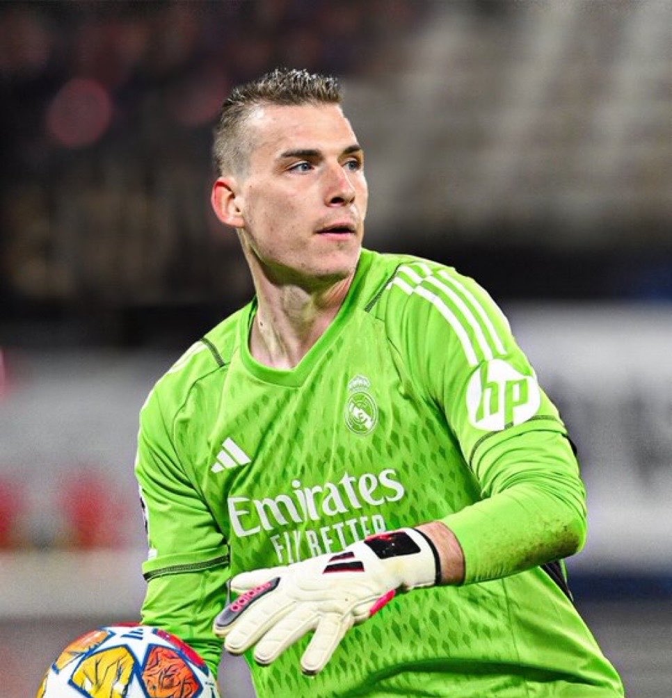 𝐟𝐞𝐝𝐞𝐯𝐚𝐥𝐯 tweet media