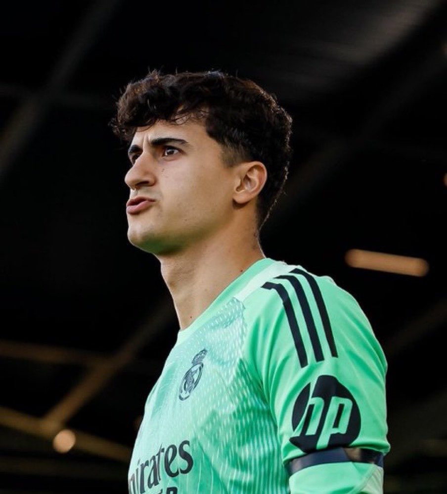 𝐟𝐞𝐝𝐞𝐯𝐚𝐥𝐯 tweet media