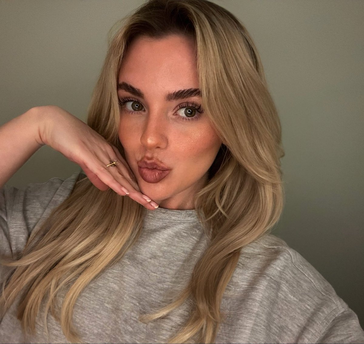 King Kaia 👑 tweet media