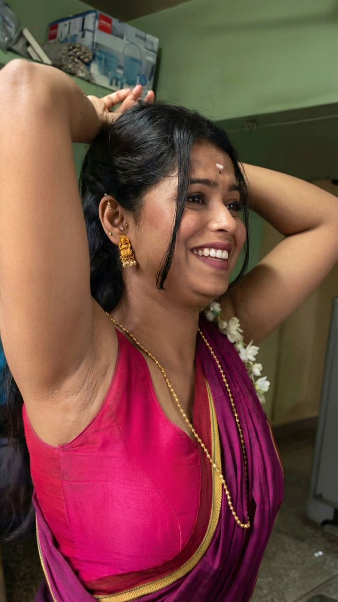 காயத்திரி✨❤️ tweet media