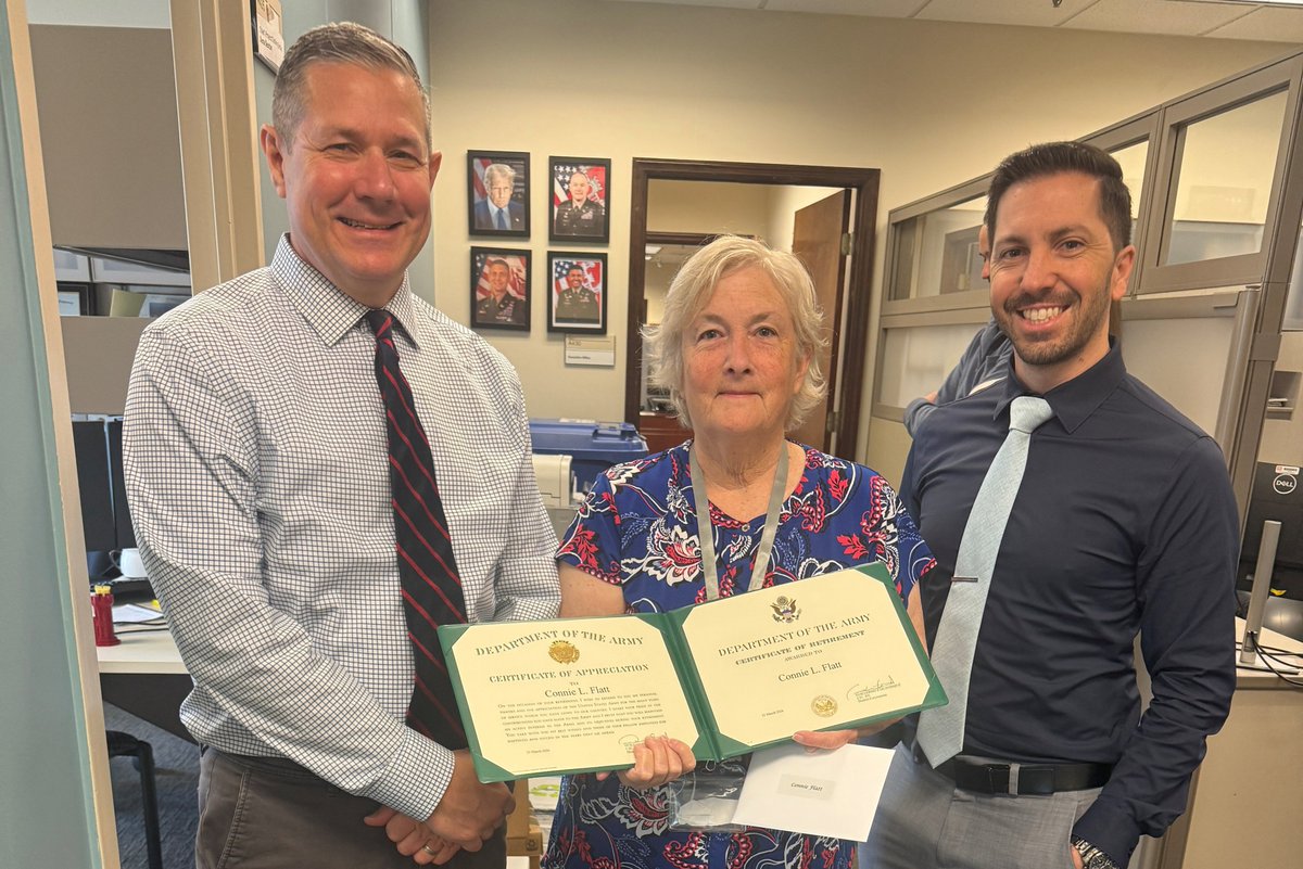 NashvilleCorps's tweet image. In 1980, Connie Flatt used ink ledgers and slide rules. By 2026, she was leveraging AI and cloud storage to manage $150M+ in annual @NashvilleCorps projects. Learn about her retirement legacy. #WomenInSTEM #Engineering #USACE #Innovation army.mil/article/291840