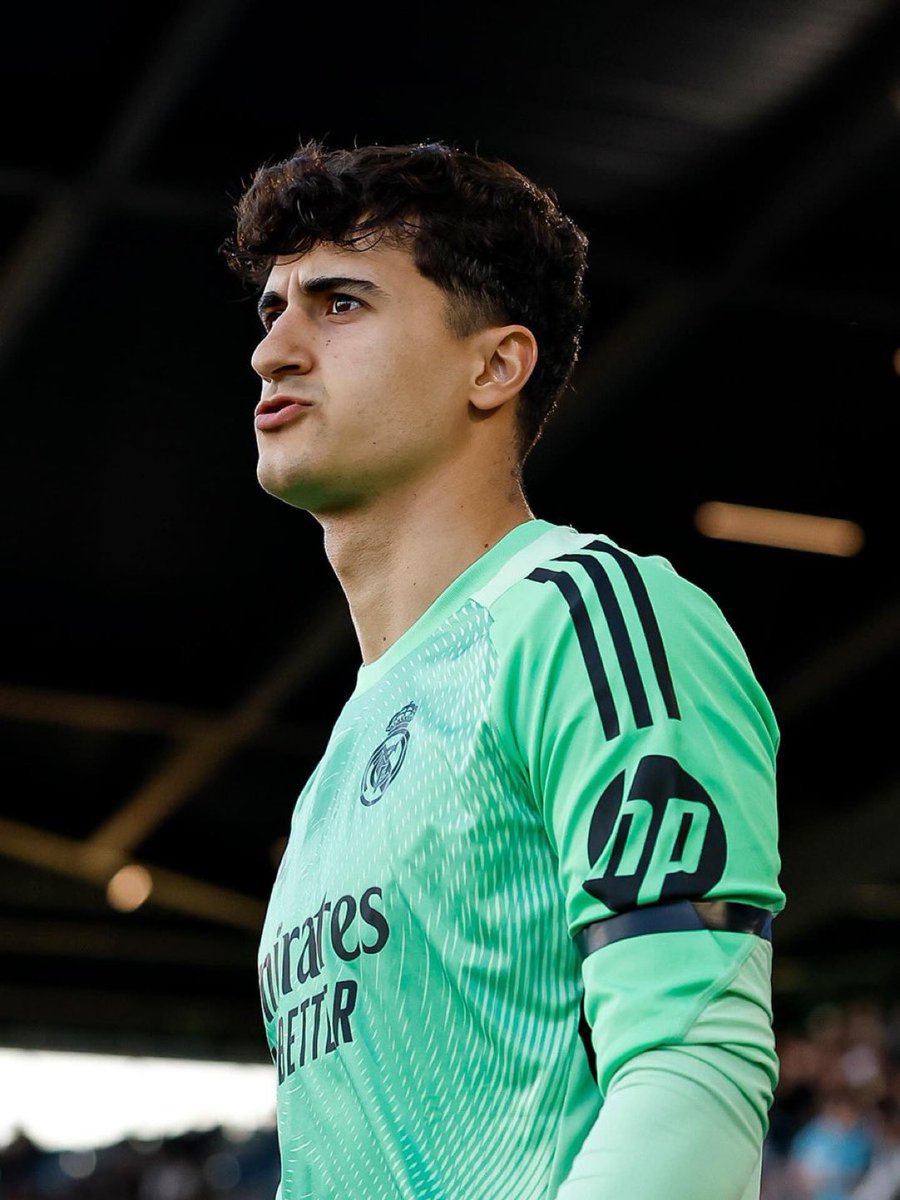 JAVI NAVARRO
The Goalkeeping Superhero 
What a Talent 🔥 
La Fabrica 🤍