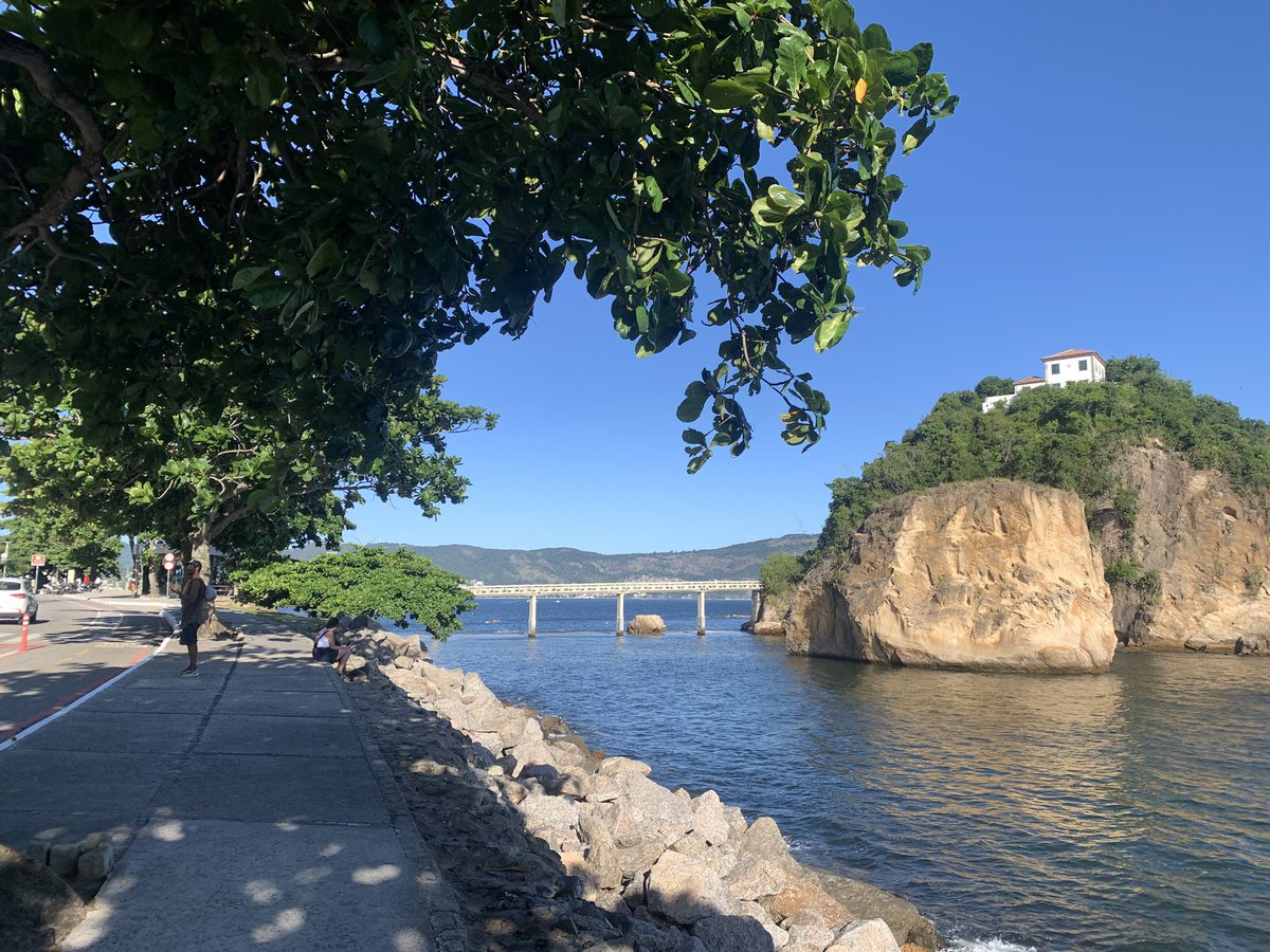 cidade linda abençoada por deus 1h de caminhada e curou 40% da minha tristeza