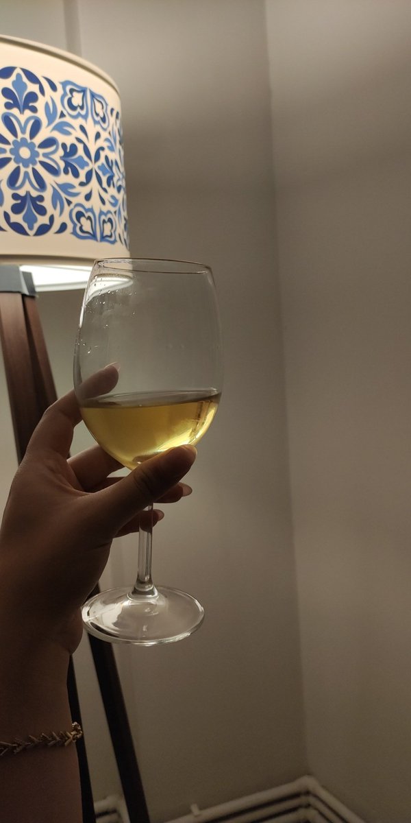pekbipek's tweet photo. Cheers 🌸 https://t.co/QwoFYygN1h