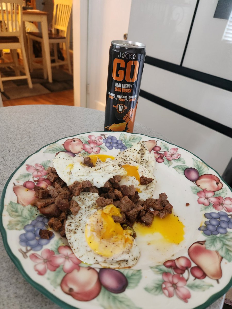Headoe40oz's tweet image. 1st meal of the day. Steak and eggs. @jockowillink @EchelonFront @jockofuel @JockoQuoteDb @echocharles #fuel #getafterut #CleanEating #focus #goals #discipline #Monday #noexcuses