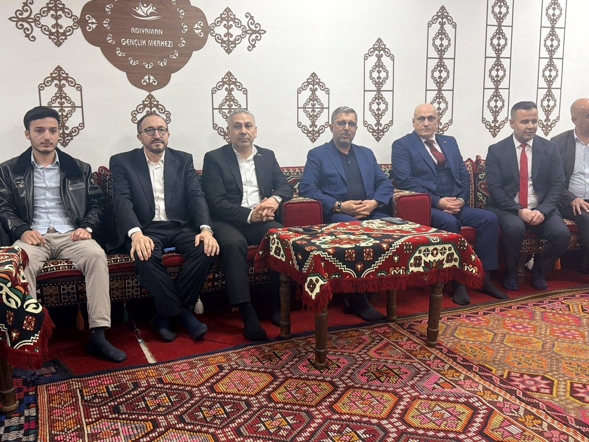 ADIYAMANEDP's tweet photo. Eğitime Destek Platformu Dönem Başkanımız Abdulkadir Kurt; Gençlik ve Spor Bakanlığı Müşaviri Ömer Faruk Terzi ve Adıyaman Gençlik ve Spor İl Müdürü Hüseyin Elüstü ile birlikte, Adıyaman’daki gençlik liderleri ve topluluk başkanlarıyla bir araya geldi. https://t.co/pwgnQjWVpe