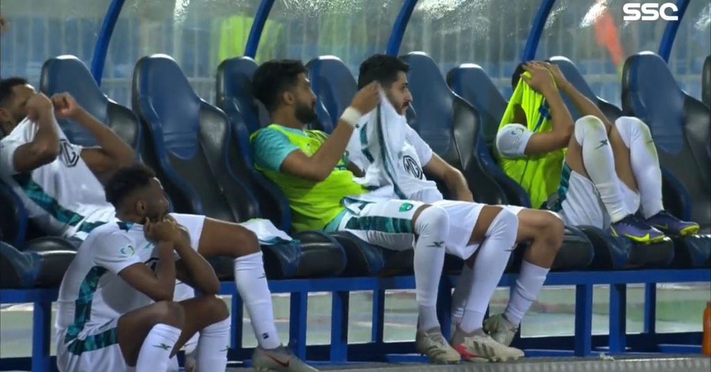 #الاهلي_فيسيل_كوبي
الف مبروك للاهلي 😕