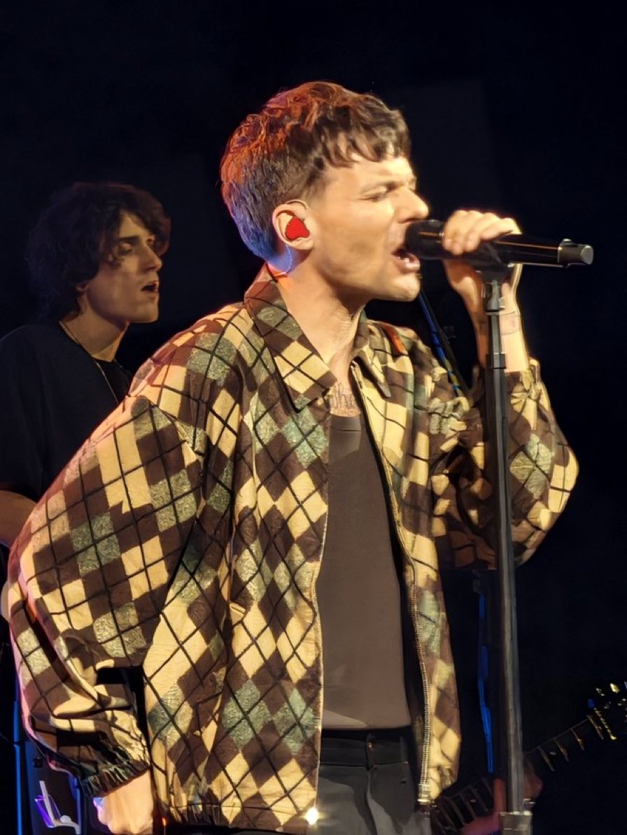 Ale𐙚🪩໑̣ ❀ tweet media