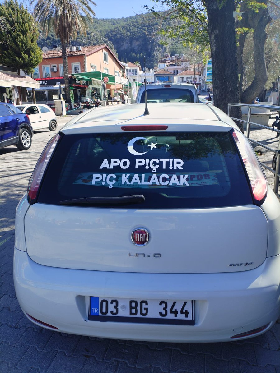 Plakamız açık, tavrımız net! 

apo p!çtir p!ç kalacak!