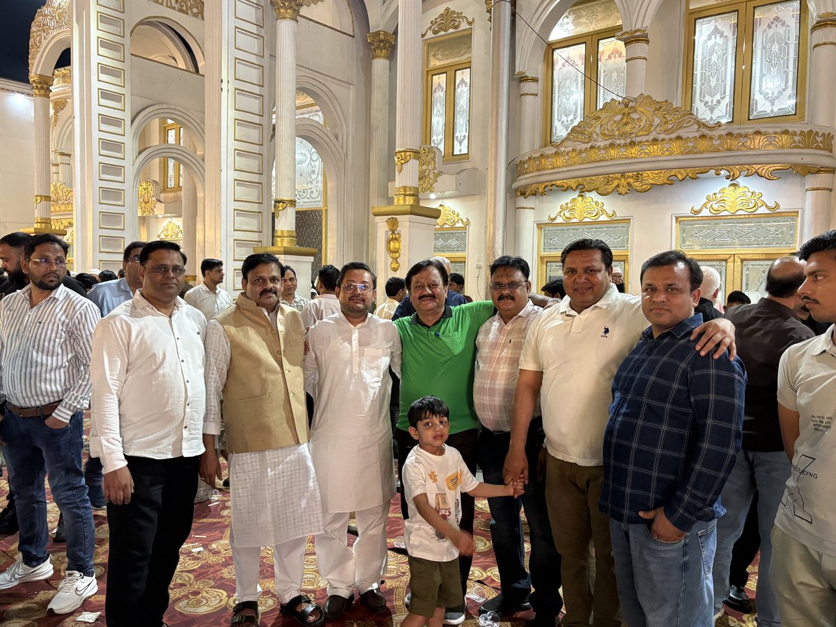 drmerajhusain's tweet image. अमरोहा में अपनों के बीच। #Amroha