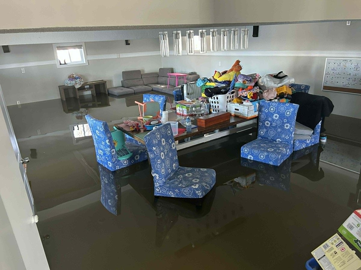 StefanM411's tweet image. A family has been displaced in the Lake St. John area (Ramara) due to flooding. 
#Onstorm #Flood