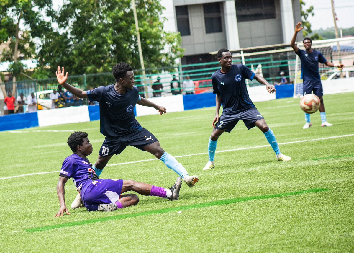 Action Photos from Apenkwa 📸…. ⚽❤️🤍🖤
.
#medifootballacademy #matchday #FootballDreams #meditation #matchphotos #MallamGbawe #MediStrong #ForTheGame