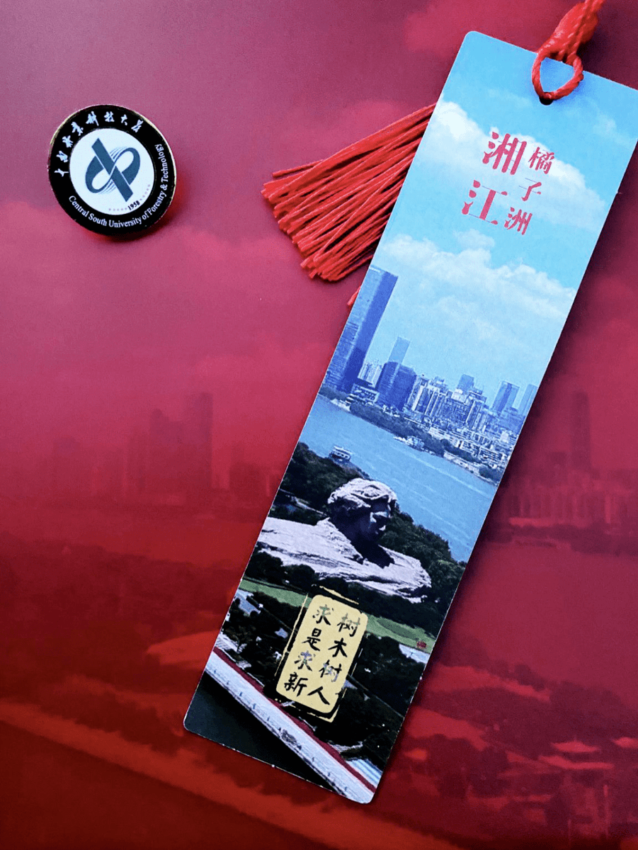 DrabikSebastien's tweet image. Celebrate the Mid-Autumn Festival with our Limited-Edition Mooncake Feast!  Soft lotus seed paste, salted egg yolk, and red bean fillings—all homemade, all irresistible. Grab yours before they’re gone! #MidAutumnTreats #LimitedTimeOffer