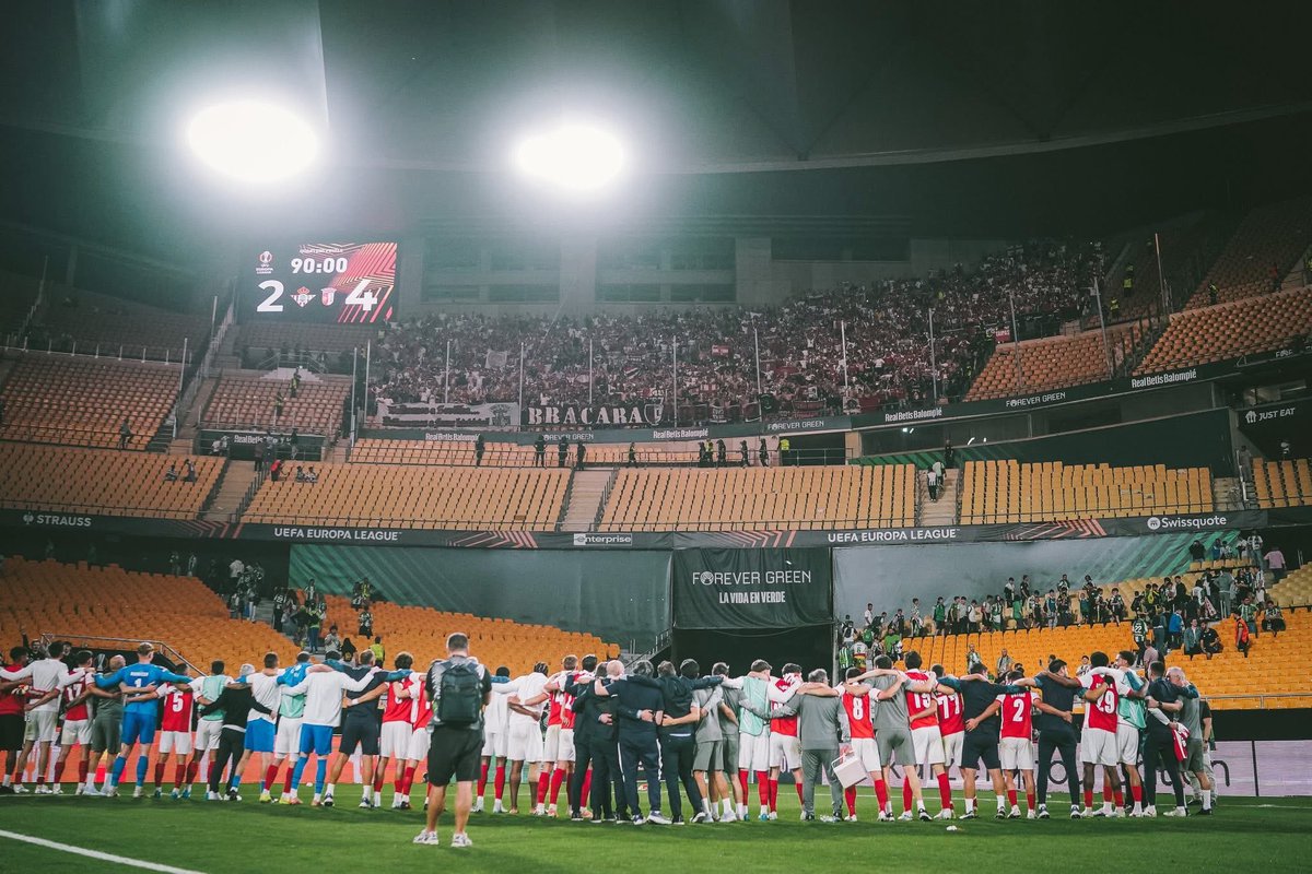 💰 | Com a passagem de quinta à meia final, o SC Braga já garantiu +25M€ da participação na Liga Europa 25/26 🏆:

- Entrada: 11,12 M€
- Pontos: 2,55 M€
- 6º Lugar: 3,10 M€
- Oitavos de final: 1,75 M€
- Quartos de Final: 2,5 M€
- Meia Final: 4,2 M€
…