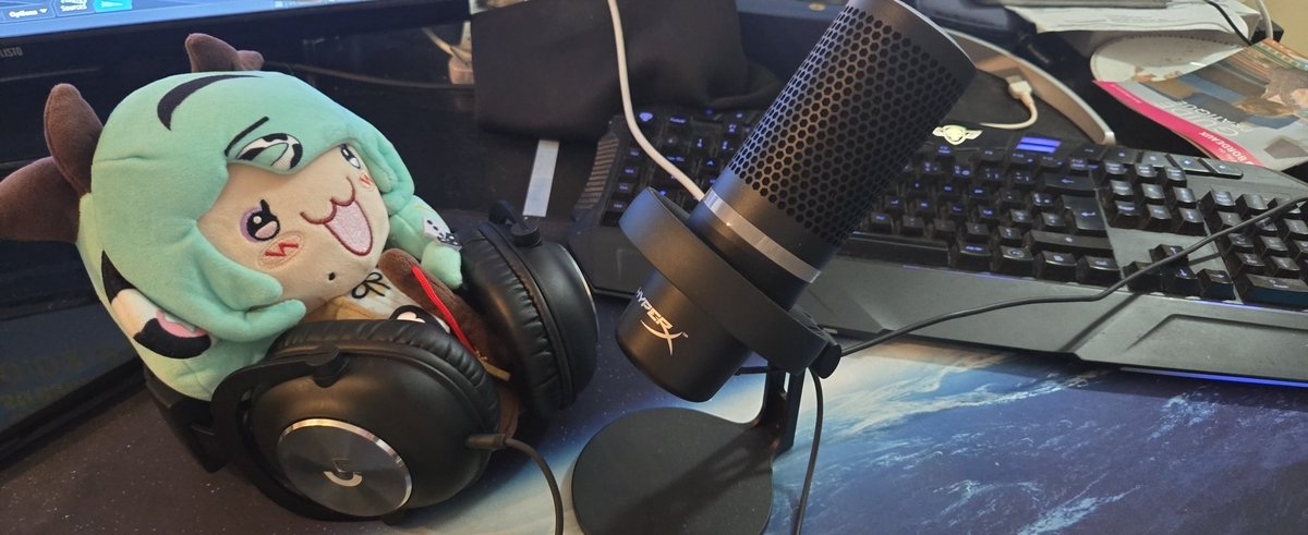 Rob061296112800's tweet photo. My streaming assistant is ready!
#crelly #vtuber #streaming https://t.co/AZK4q3bMg2