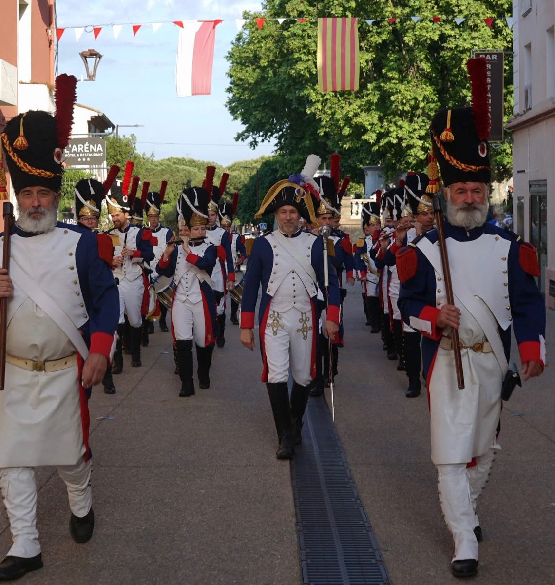 NNews47697's tweet image. 🥁Manifestation : Frejus (83) - Bravade

📅 Du 24 au 27 avril 2026

🔗 Programme : frejus.fr/app/uploads/20…

#frejus #bravade #tradition #armeenapoleonienne #napoleon  #fanfare