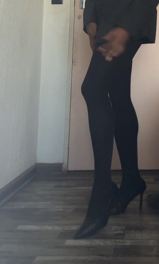 enby ferragamo tweet media