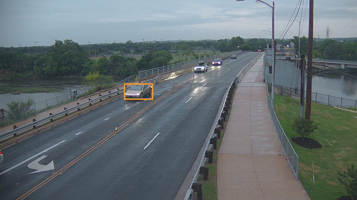 CybercabSpotter's tweet image. PLEASANT VALLEY RD · maps.google.com/?q=30.251514,-…

#cybercab #tesla #robotaxi