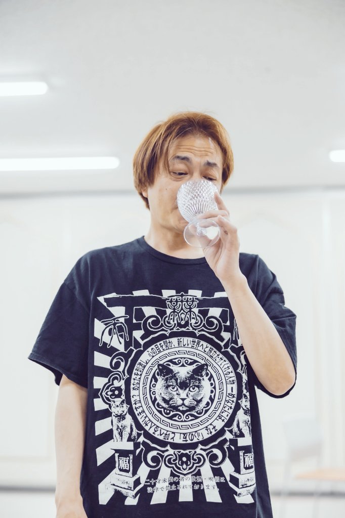 shizuma_0328's tweet photo. 本日は一日場当たりデイです。
明日の開幕に向けてのスタッフさんとの調整日です。
張り切って参ります。

いってきます。

U子さんと📸✨

【ご予約はこちらから】
https://t.co/xoe3s2WxK2

#ヨドミ
#あおくなく https://t.co/WkfY8y06Xl