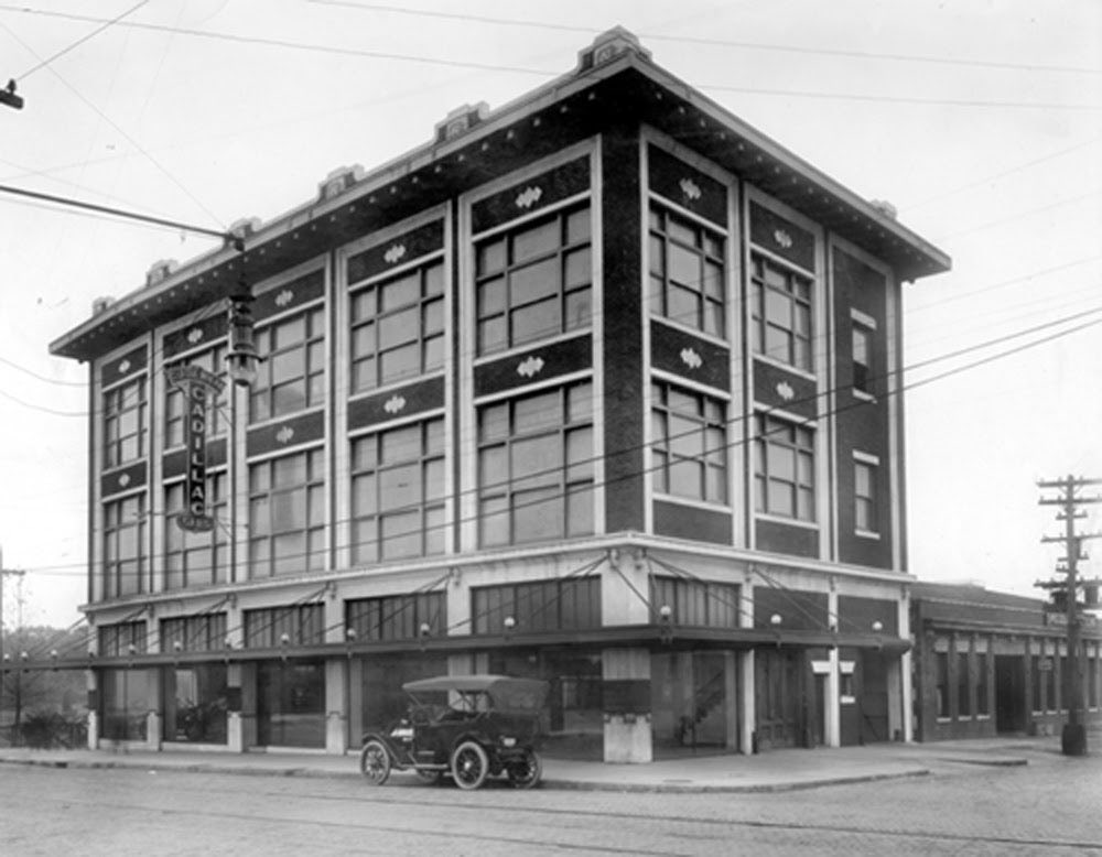 BeachFrmFL's tweet image. Claude Nolan Cadillac Building, 937 N. Main Street, Jacksonville, #Florida - 1912