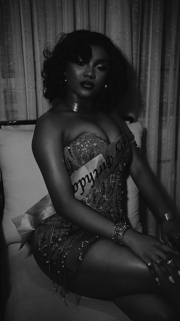 theonlypharez tweet media