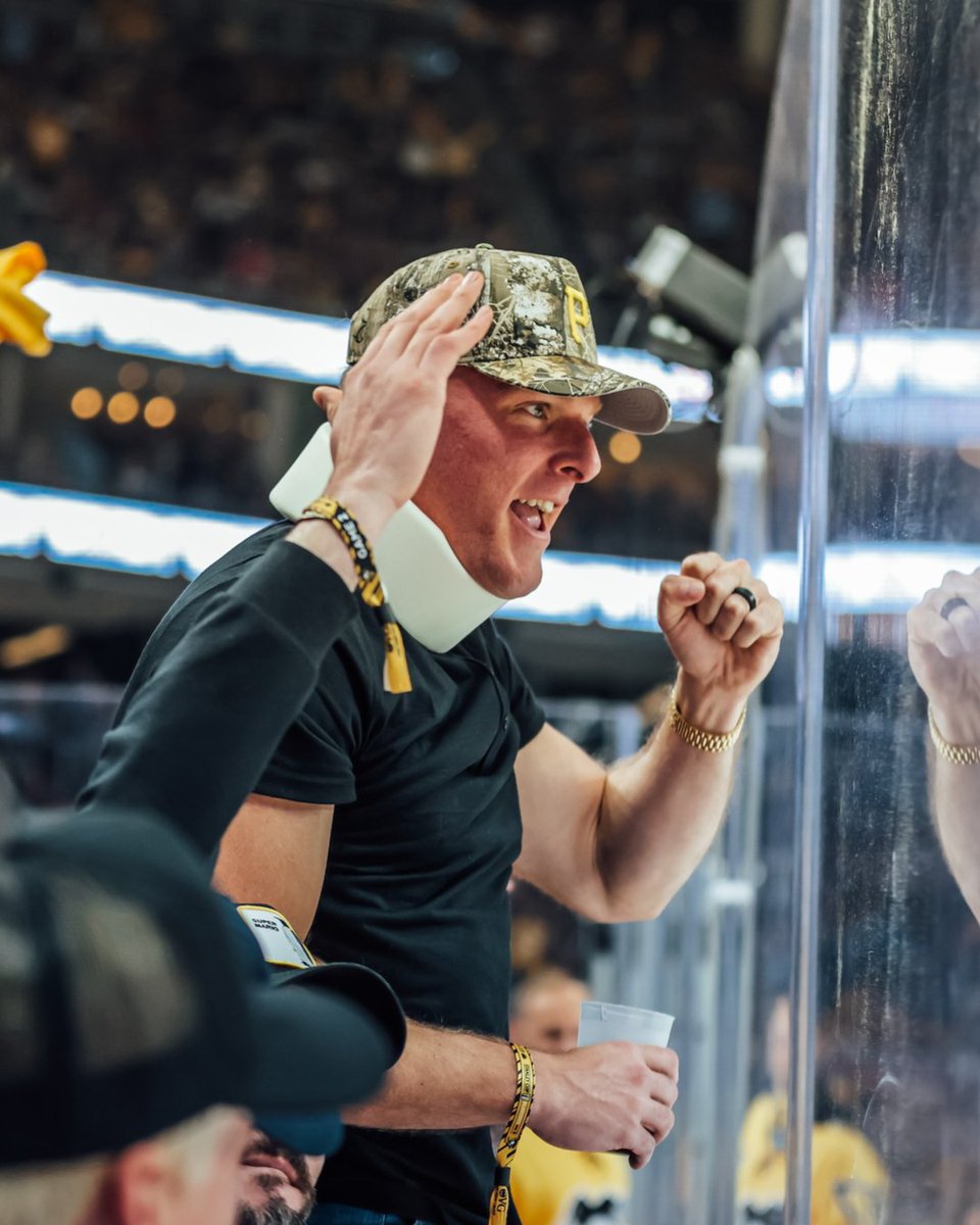 x - Pittsburgh Penguins tweet media