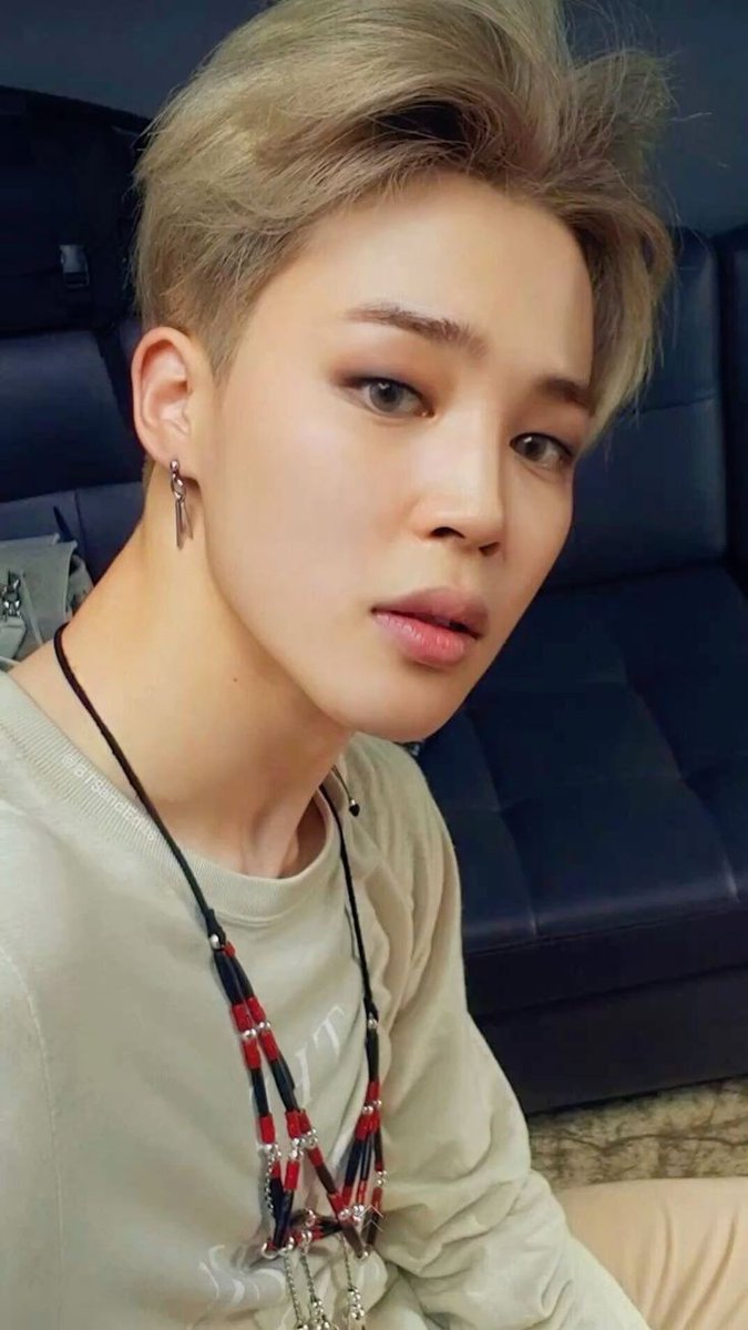 ʟᴀʟʏ⁷៹ tweet media