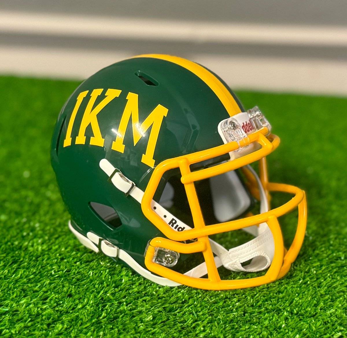 Matthewson’s Mini Helmets tweet media