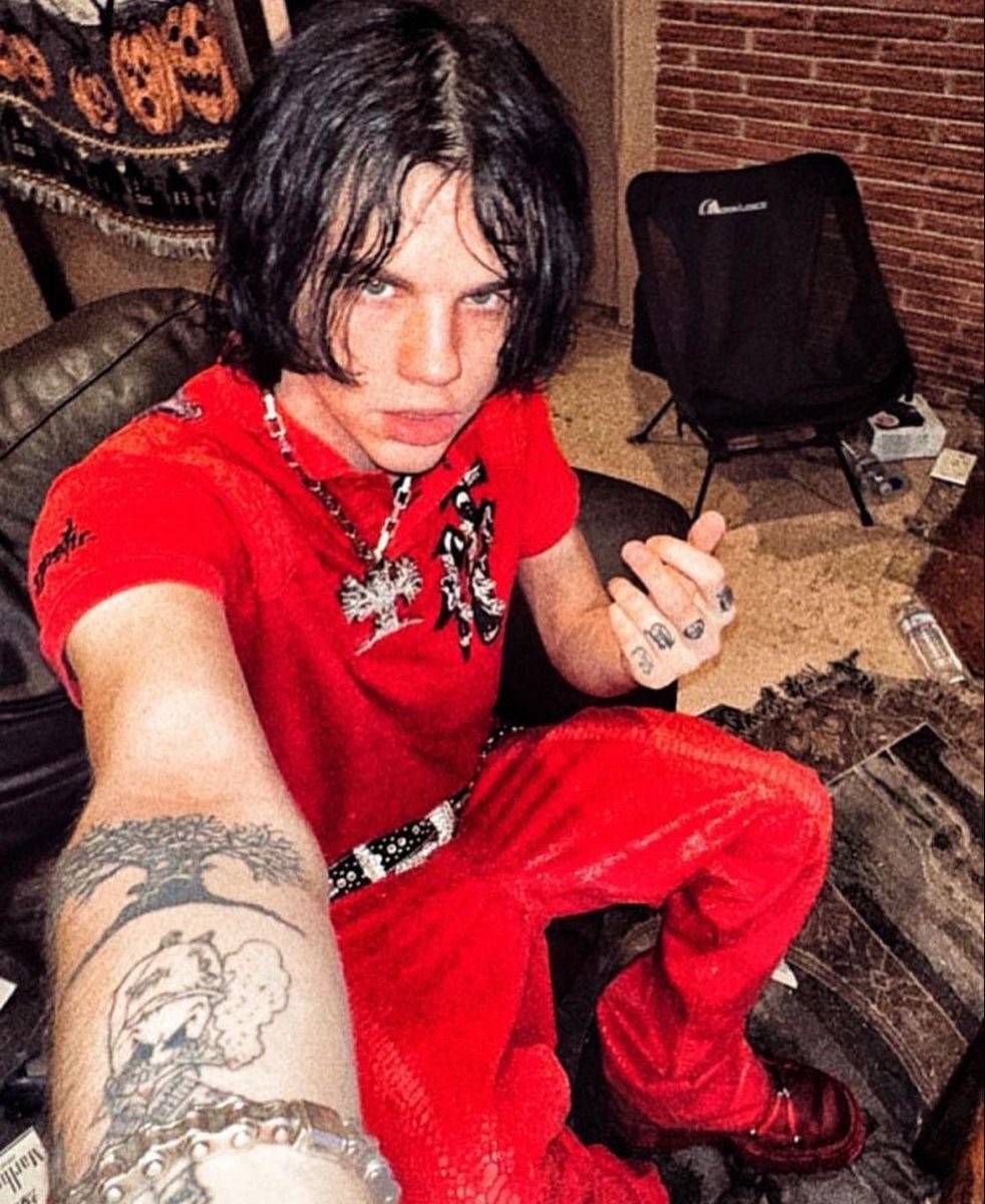 ghostehill's tweet image. Daily hm (mb for being inactive for like 3 days, got busy) #hmtwt #imback #hauntedmound