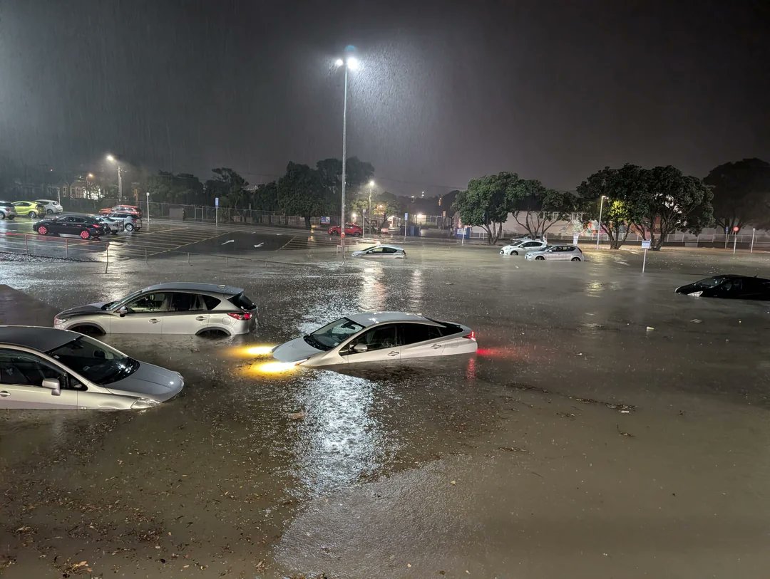 Mountain_Tui's tweet photo. Wellington NZ hospital carpark flooding picture as IAG warns that weather events are increasingly erratic, frequent &amp; intense - just like the climate scientists warned https://t.co/QZJrQQ4B0H