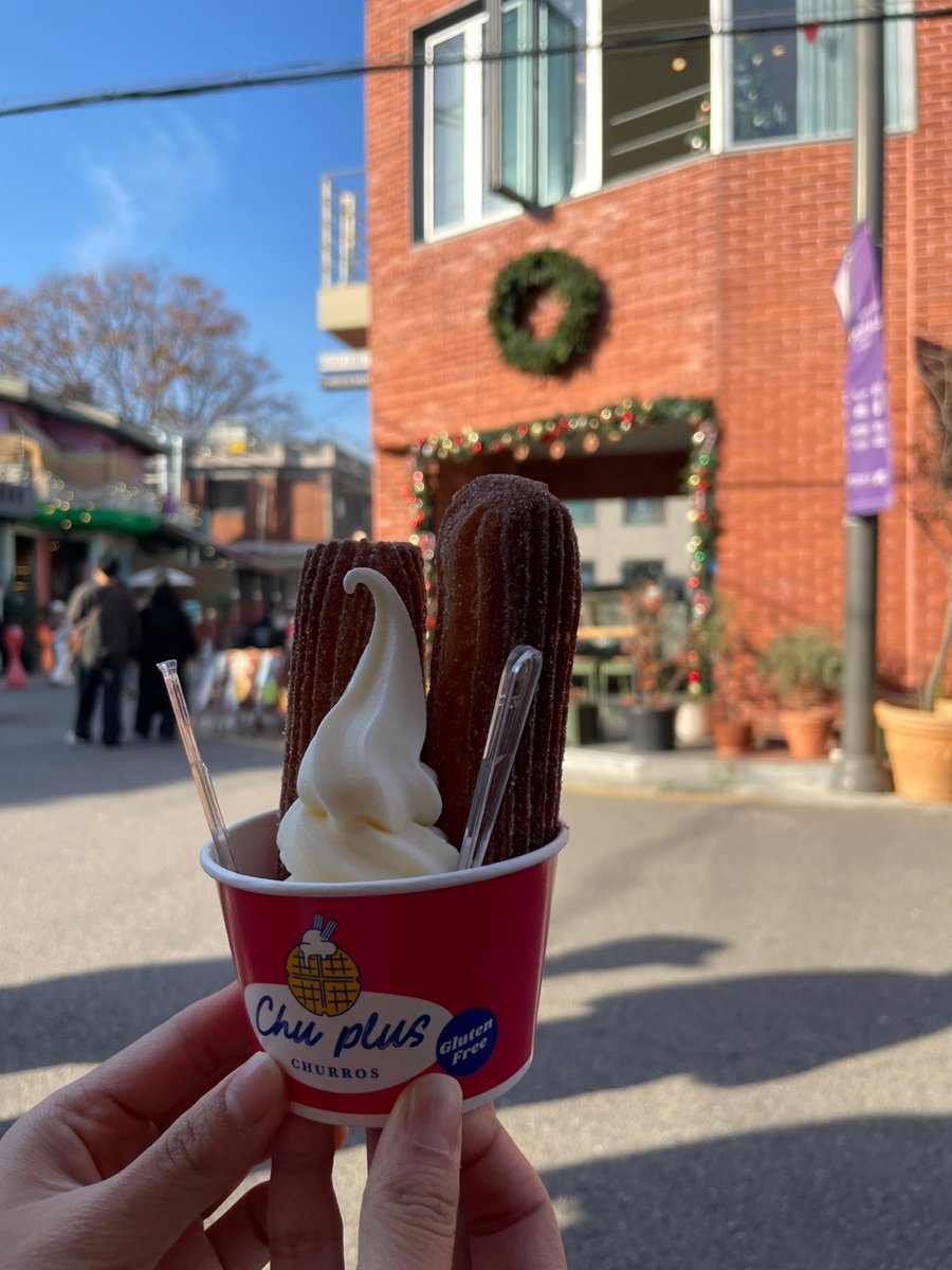 여기어때 tweet media