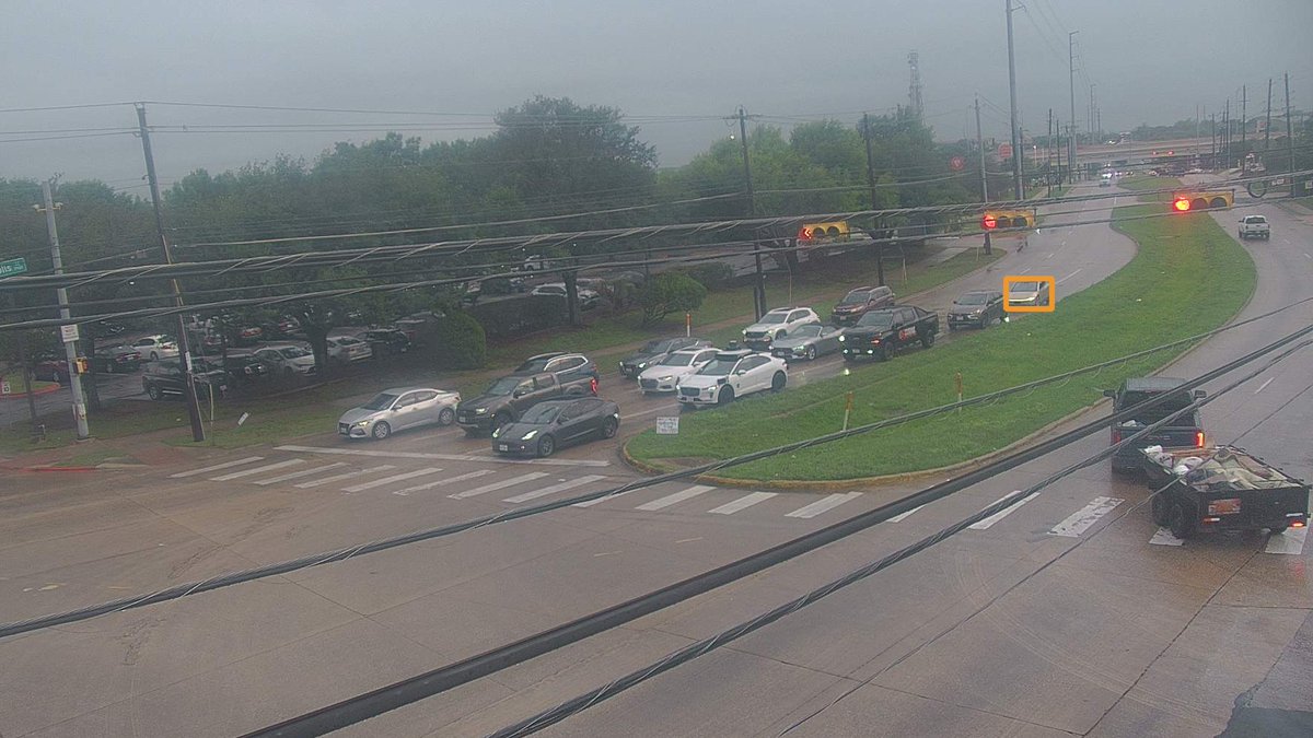 CybercabSpotter's tweet image. OLTORF ST · maps.google.com/?q=30.215042,-…

#cybercab #tesla #robotaxi