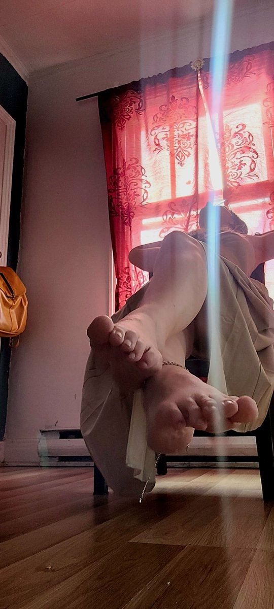 Kathz_Roarr tweet media