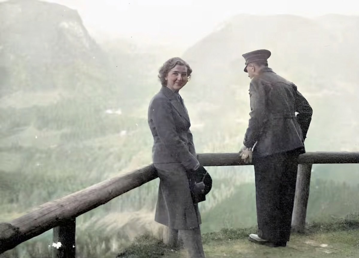 Based_Blondie tweet media